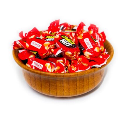 شکلات کندی نات قرمز راشن