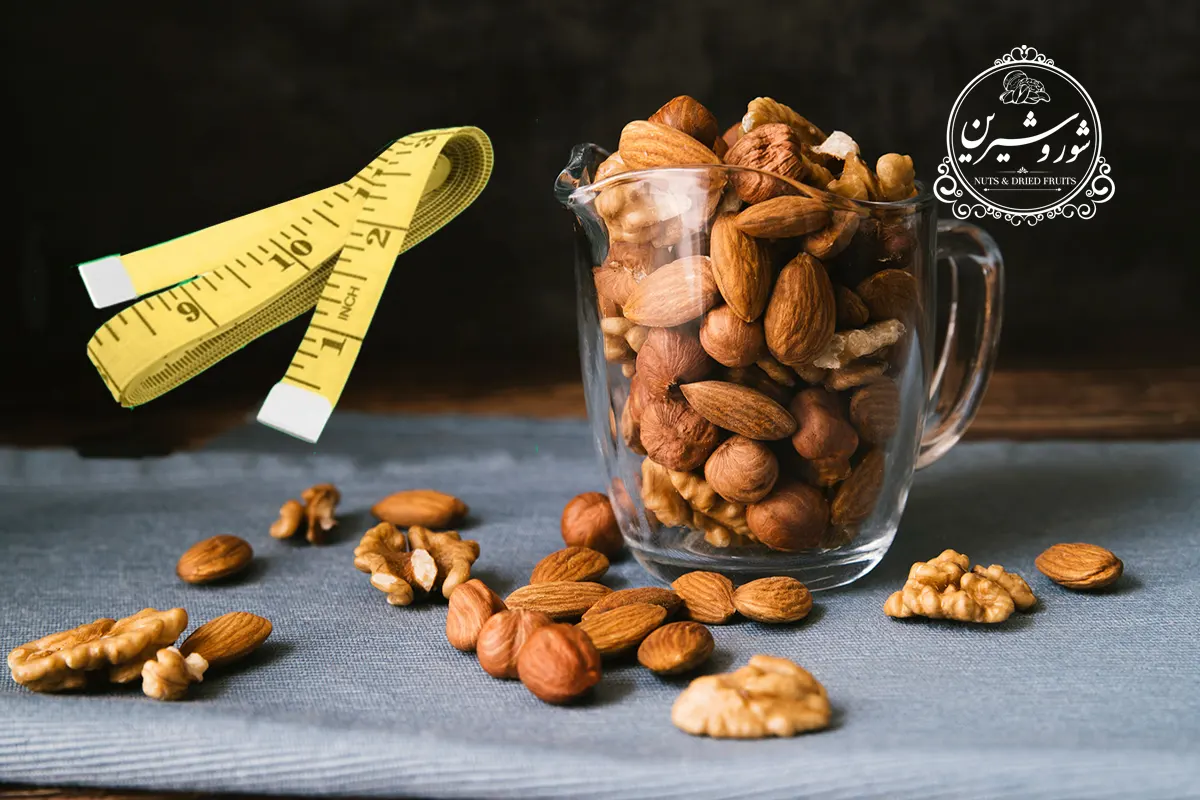 یک لیوان آجیل چند کالری دارد