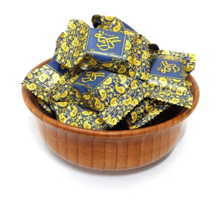 گز ۲۸ درصد پسته و بادام کرمانی